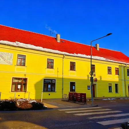 Tuson Penzion Brozany nad Ohri