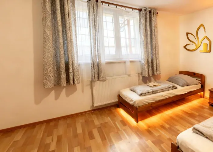 Tuson * Brozany nad Ohri